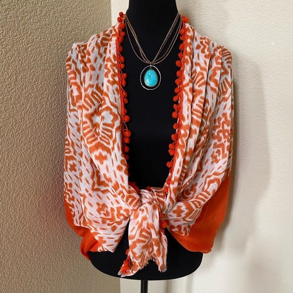 Two-Toned Scarf/Wrap - Picture 1 of 3